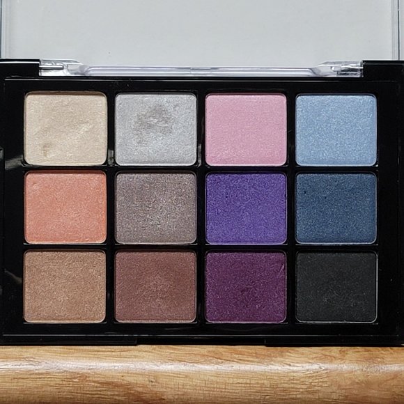 Viseart Other - Viseart 03 BRIDAL SATIN Shimmer Eyeshadow Palette